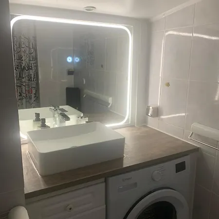 200m Du Mole Vue * Agde