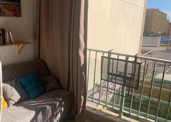 200m Du Mole Vue Appartamento