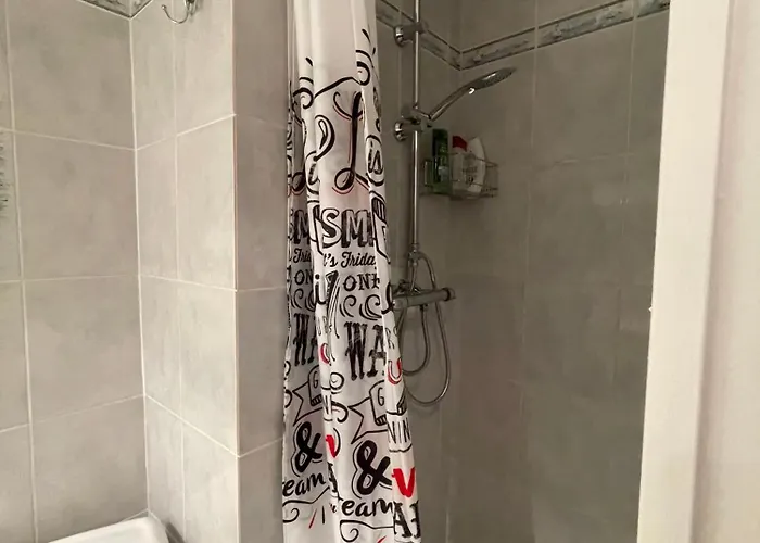 200m Du Mole Vue Appartamento